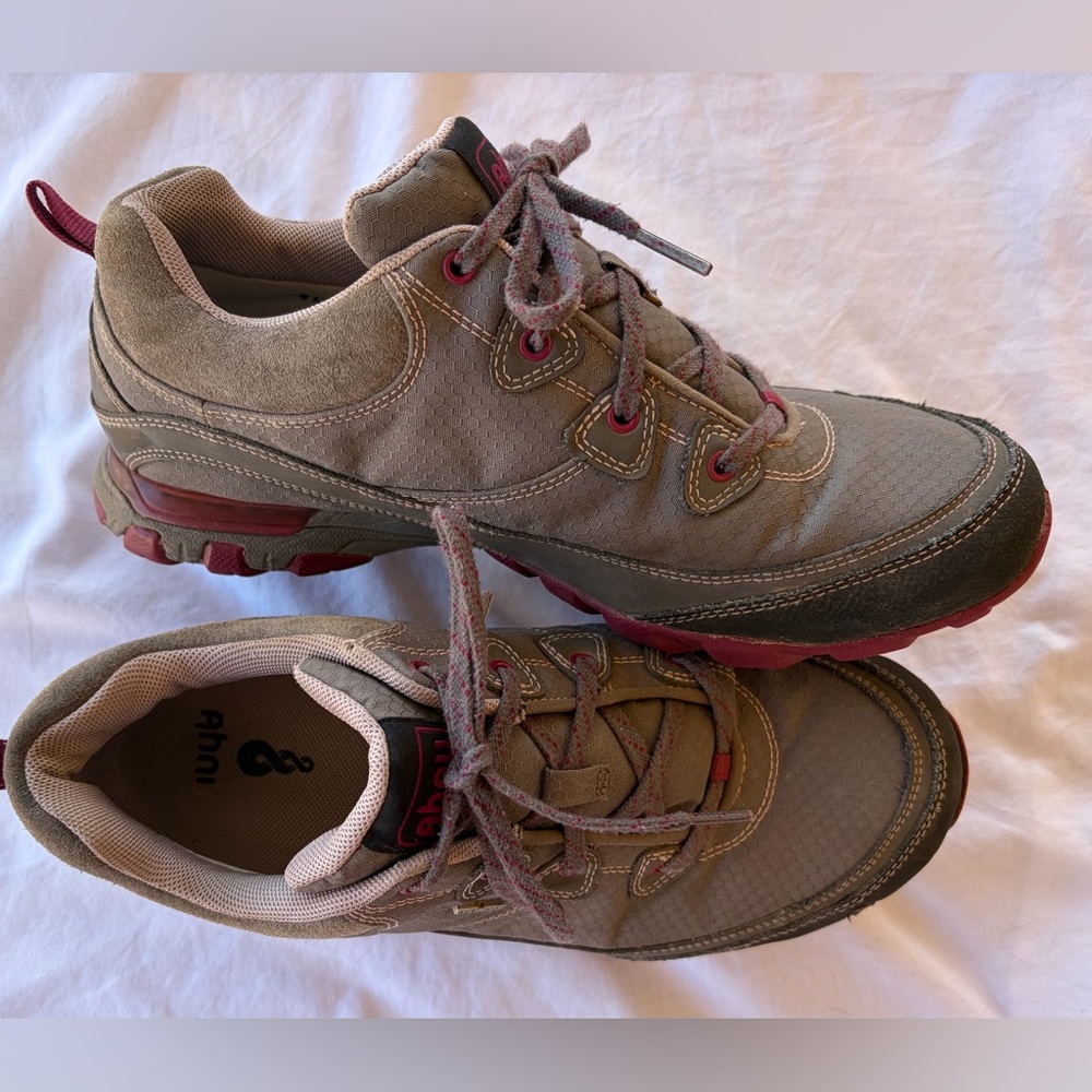 Ahnu Women’s Gray and Rose Outdoor Trail Shoes Hiking